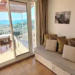Apartmán Rare Pearl With Pool And Beautiful Sea View *