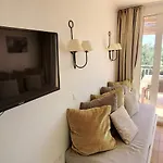 Rare Pearl With Pool And Beautiful Sea View *